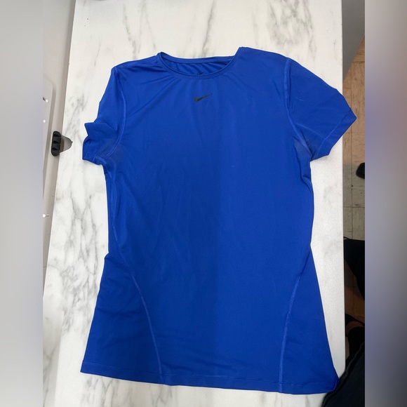 Nike dry fit - Picture 1 of 1